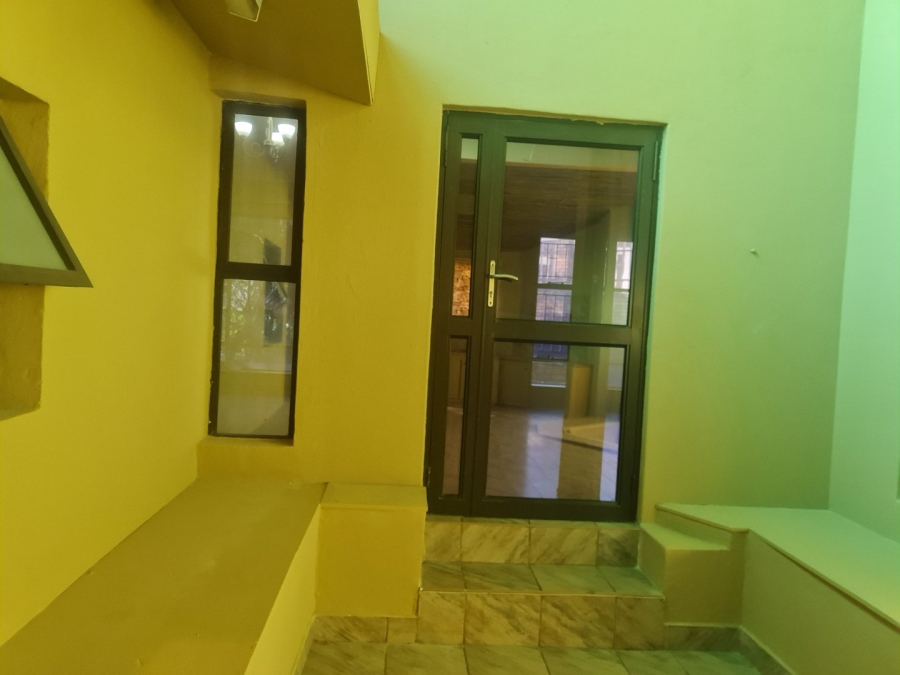 3 Bedroom Property for Sale in Safari Gardens North West